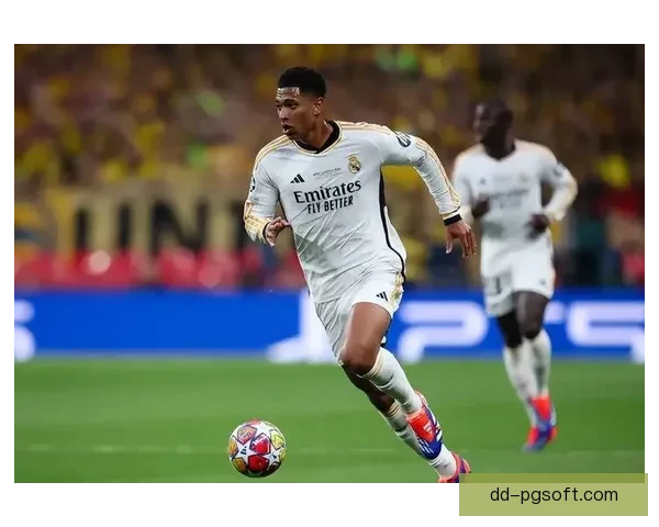 贝林厄姆防守失误遭马卡报点名批评 西甲赛场表现引发关注